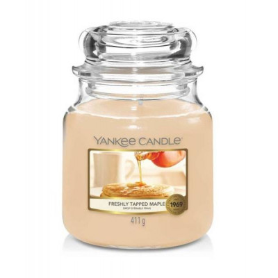 Yankee Candle Freshly Tapped Maple  średnia świeca zapachowa Jesień 2021