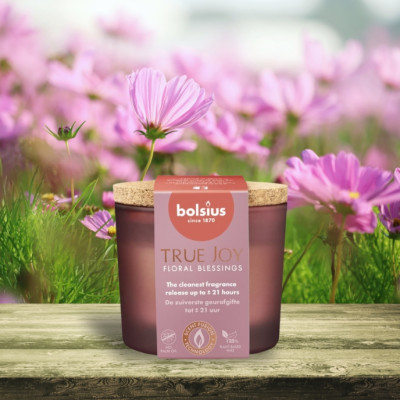 Vonná sviečka v skle s korkom BOLSIUS True Joy Floral Blessings ~21h 2