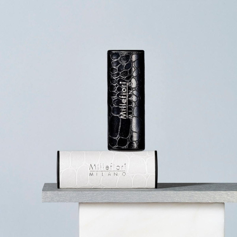 Osviežovač vzduchu do auta na mriežku MILLEFIORI Milano ICON VANILKA A DREVO