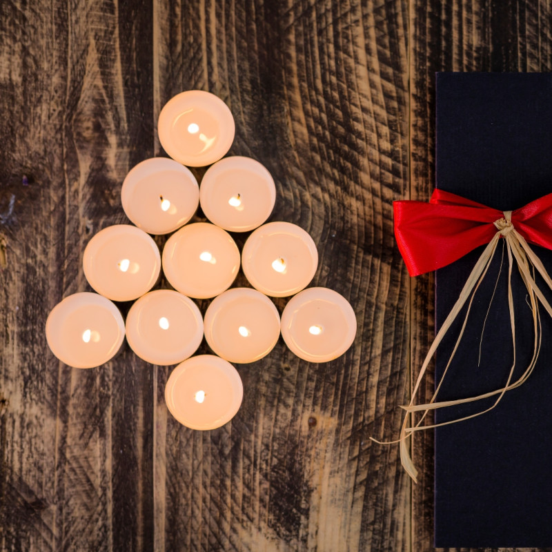 BOLSIUS scented tealights 38mm (Hazelnut & Vanilla) ~4h 18pcs.