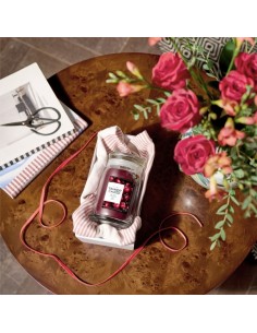 Vonná sviečka Yankee Candle Black Cherry veľká 567 g 2