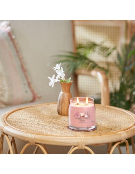 Yankee Candle Duftkerze „Pink Sands“, mittelgroß, 368 g
