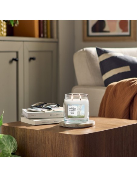 Vonná svíčka Yankee Candle Clean Cotton střední 368 g