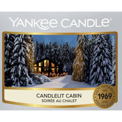 Yankee Candle Candlelit Cabin  Średnia świeca zapachowa Zima Yankee Candle - 5